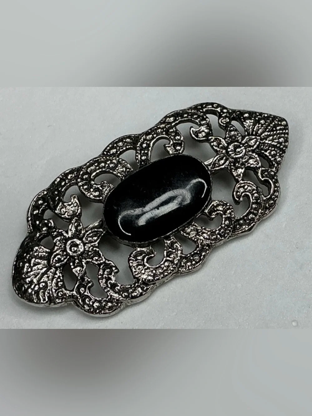 Vintage Art Deco Style Silver Floral Filigree Brooch with Black Onyx Stone